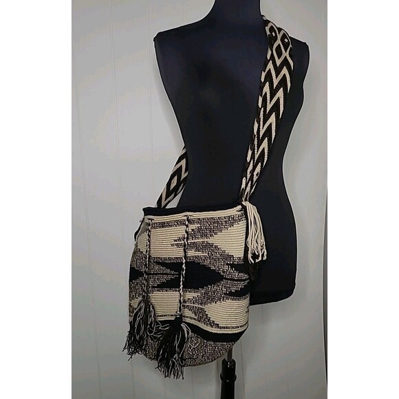 Handmade Handbags - Colombian Wayuu Mochila Crochet Fringe Drawstring Bucket Crossbody Bag Fall